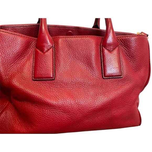 Marc Jacobs Empire City Bag Calfskin Cherry Red Large Crossbody Strap Included - Picture 3 of 9